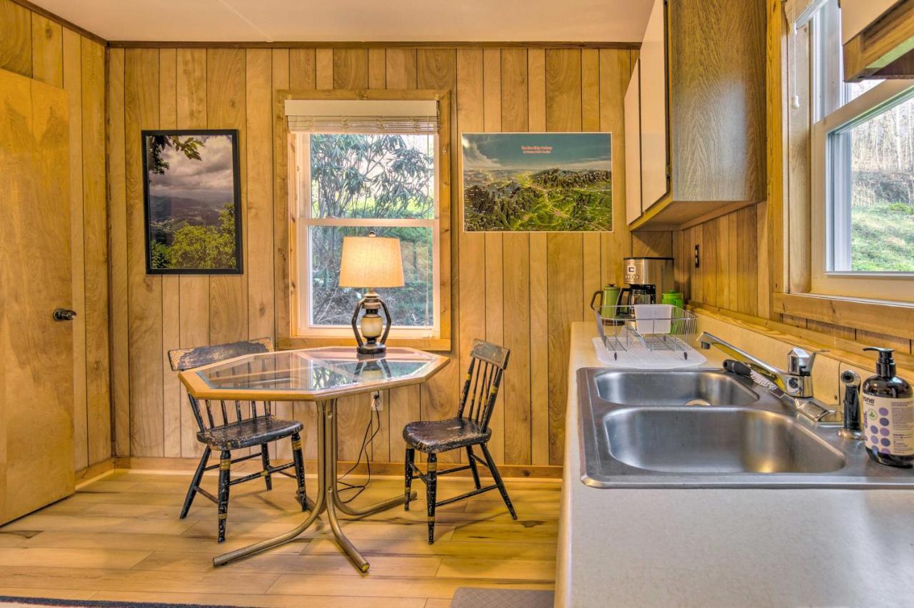 Peaceful Spruce Pine Cabin On 8 Acres With 2 Decks! Εξωτερικό φωτογραφία