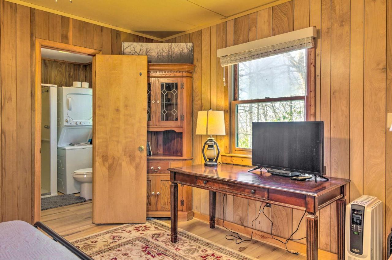 Peaceful Spruce Pine Cabin On 8 Acres With 2 Decks! Εξωτερικό φωτογραφία
