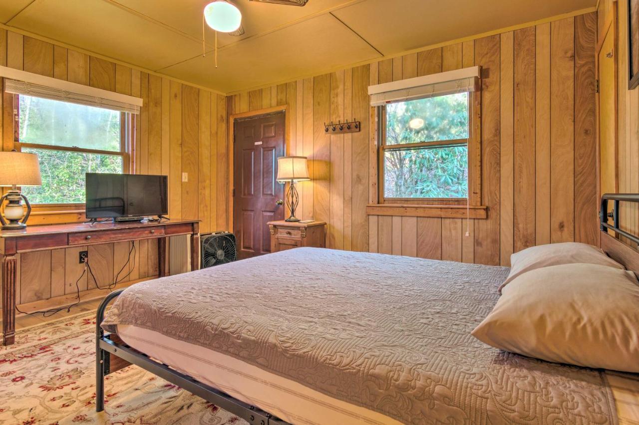 Peaceful Spruce Pine Cabin On 8 Acres With 2 Decks! Εξωτερικό φωτογραφία