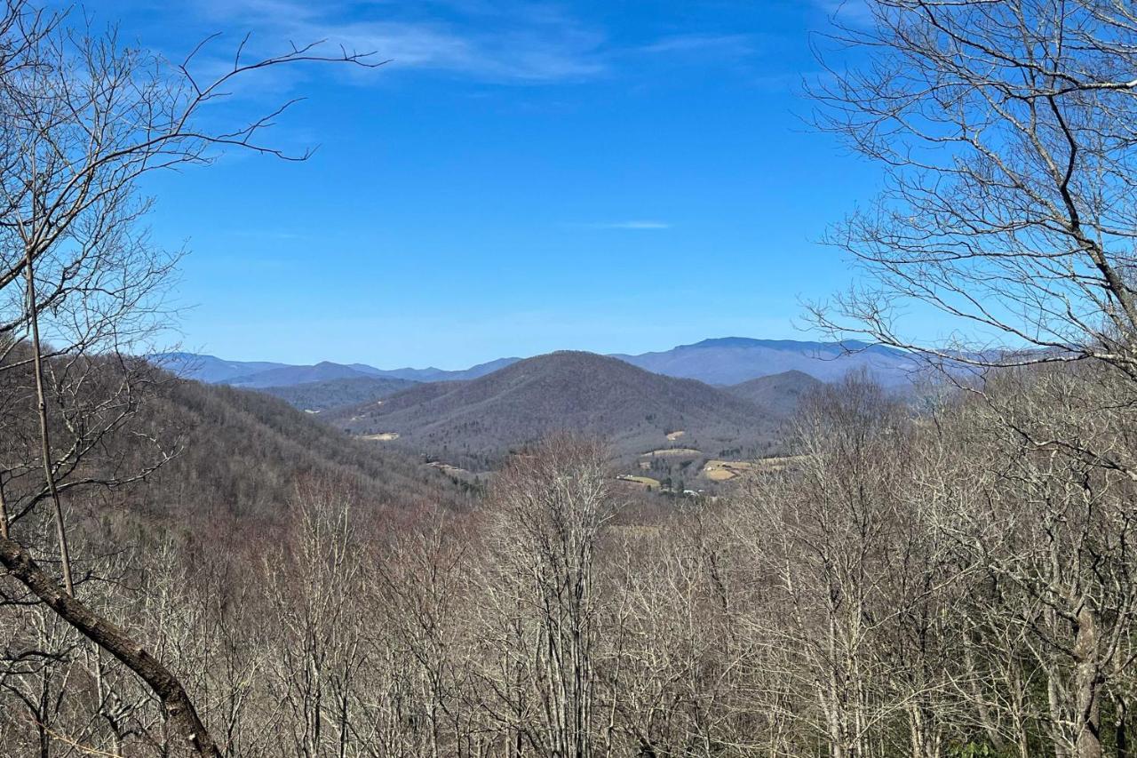 Peaceful Spruce Pine Cabin On 8 Acres With 2 Decks! Εξωτερικό φωτογραφία