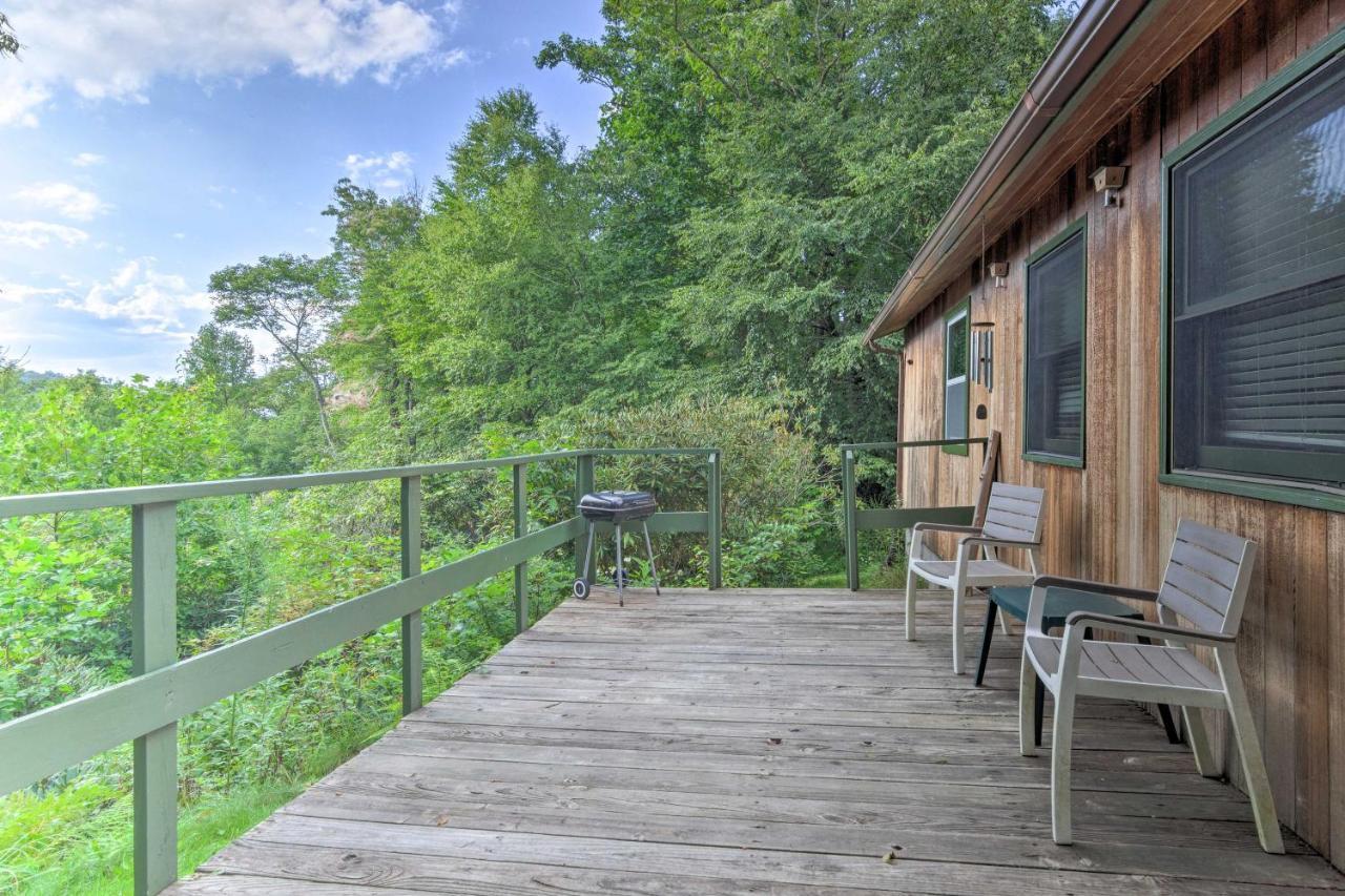 Peaceful Spruce Pine Cabin On 8 Acres With 2 Decks! Εξωτερικό φωτογραφία